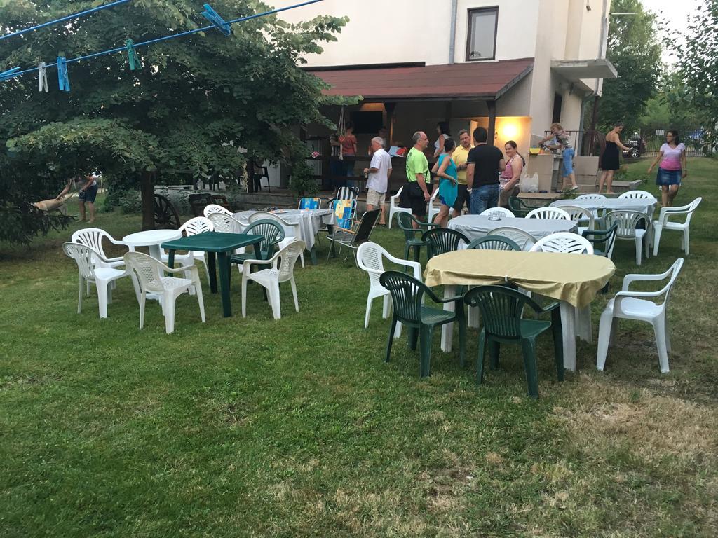 Villa Velika - Slavi מראה חיצוני תמונה